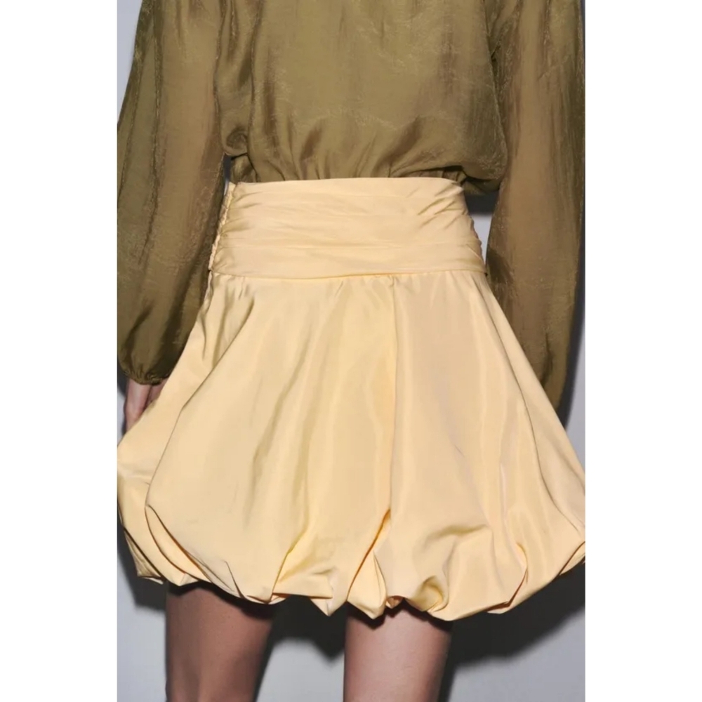 Zara Voluminous Bubble Skirt - Picture 3 of 16